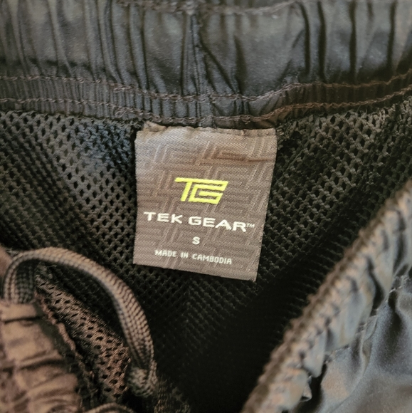 Tek Gear swishy running pants zip ankle size Small black *petite* - Picture 3 of 6